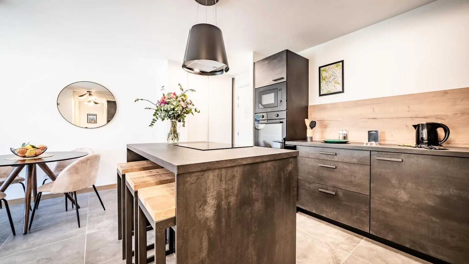 Apartment Omas Les Houches - By Emerald Stay